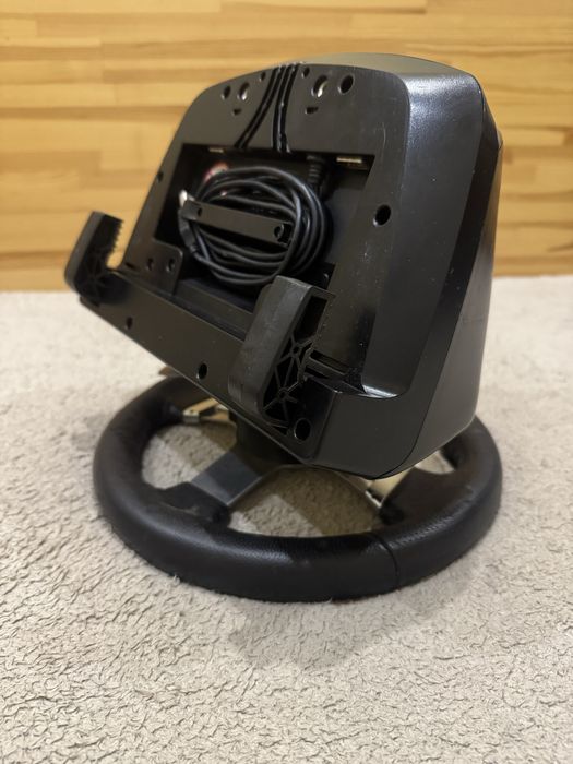 Під ремонт або на запчастини. Ігрове кермо logitech g27