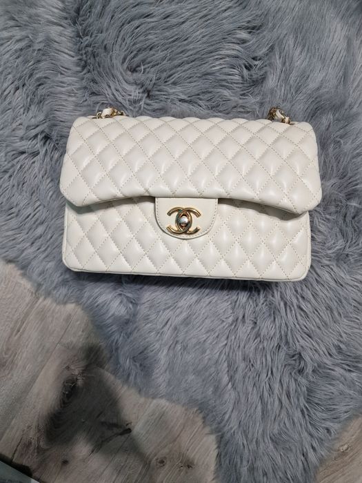 Torebka kremowa pikowana chanel
