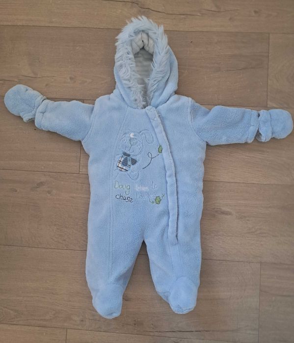 Kombinezon niemowlęcy zimowy, rozmiar 62