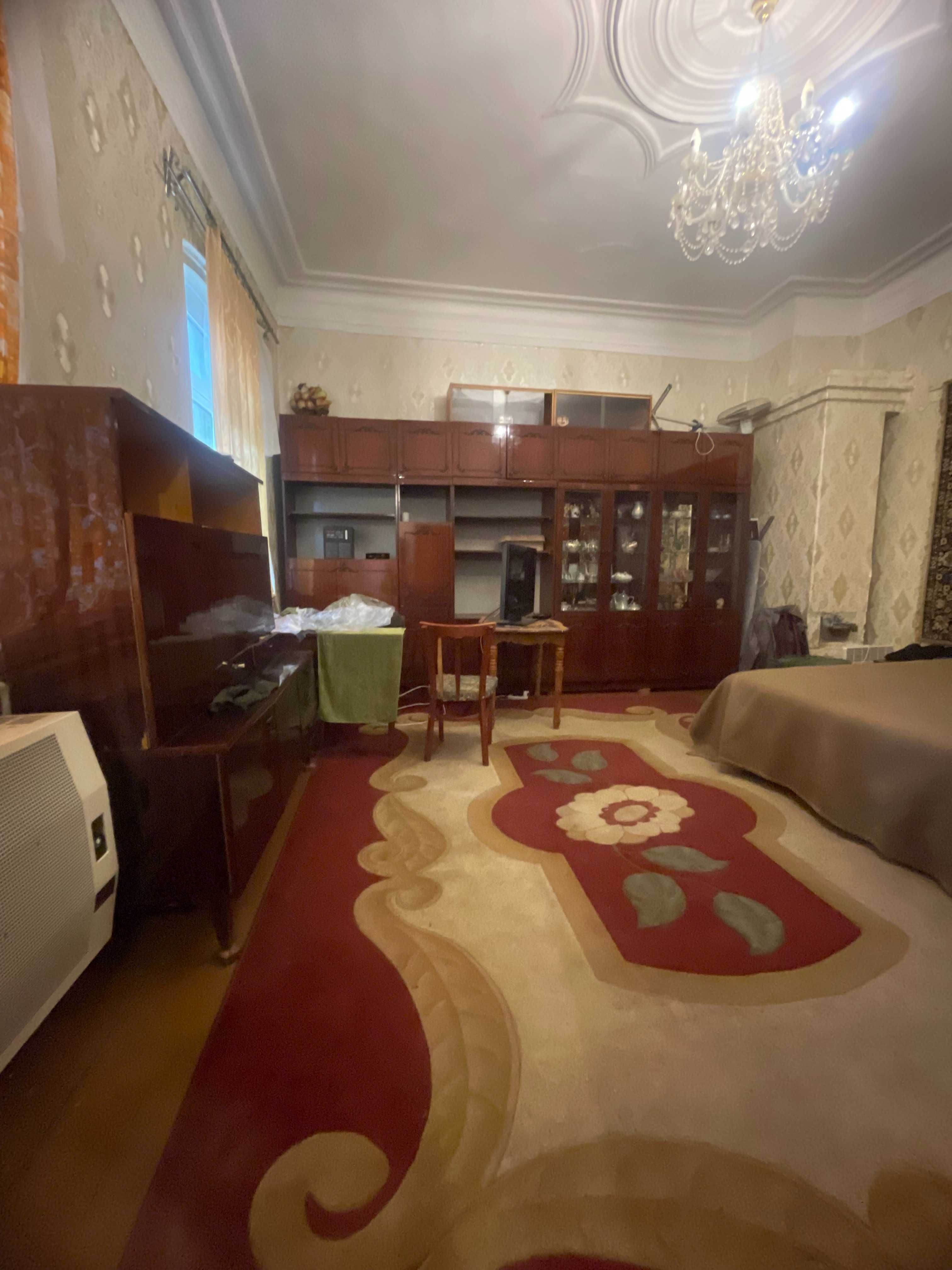 № 13619 - Частина будинку з окремим входом, Центр, вул. Небесної сотні