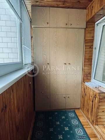 Оболонь ,Івасюка 20,Мінська ,Оболонська набережна .