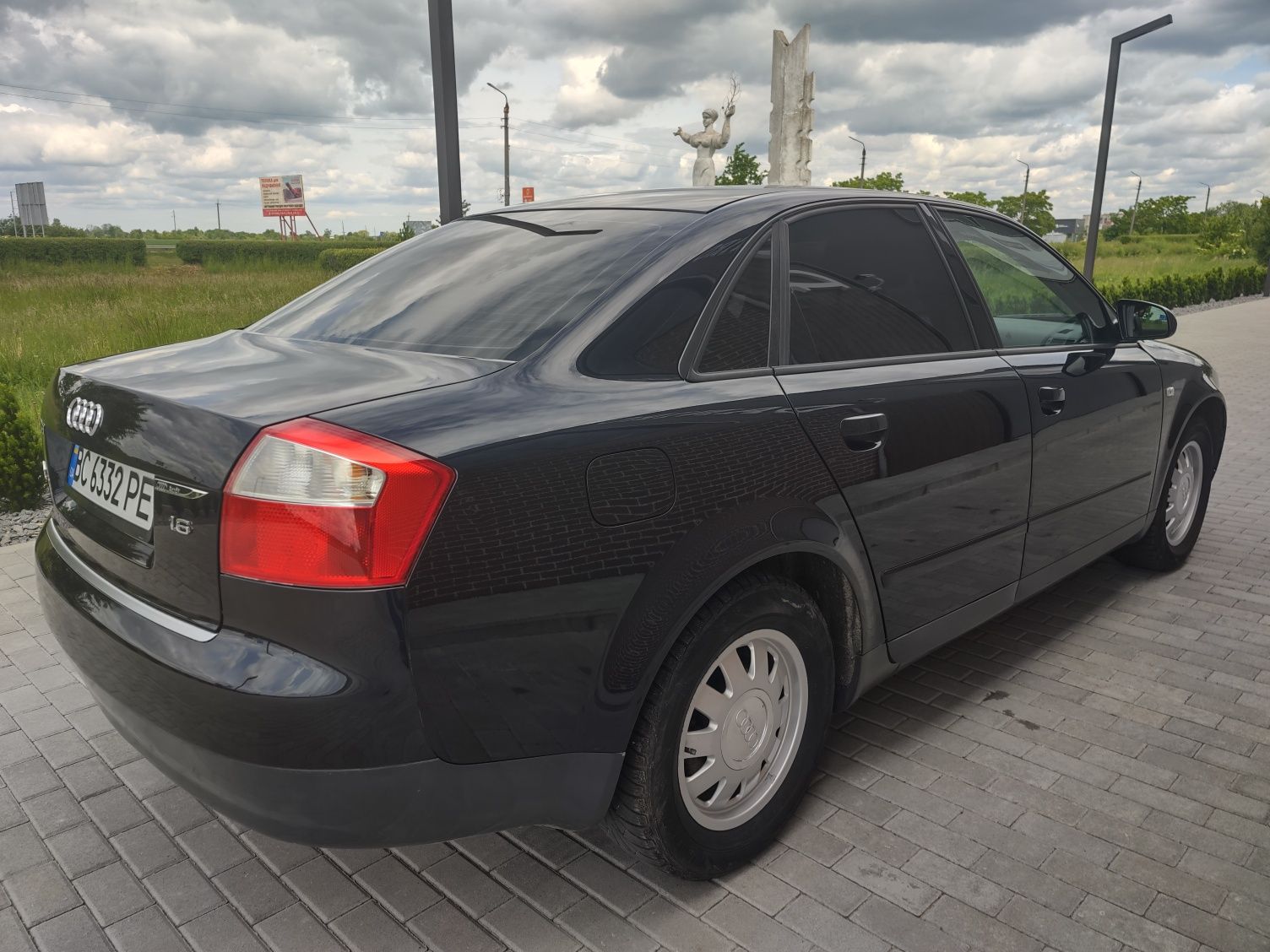 Audi A4B6 , 1,6 бензин , 2003р.