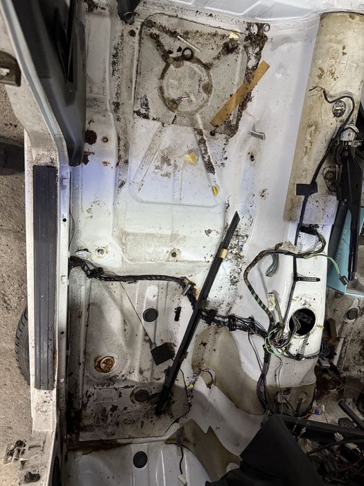 Bmw e30 karoseria buda projekt drift cwiartka rarytas