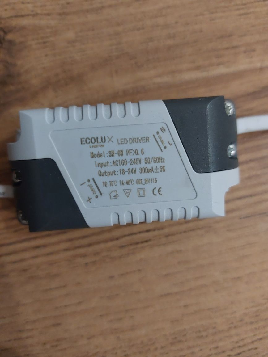 22 Leds Ecolux EC-3320 6w 4000k
