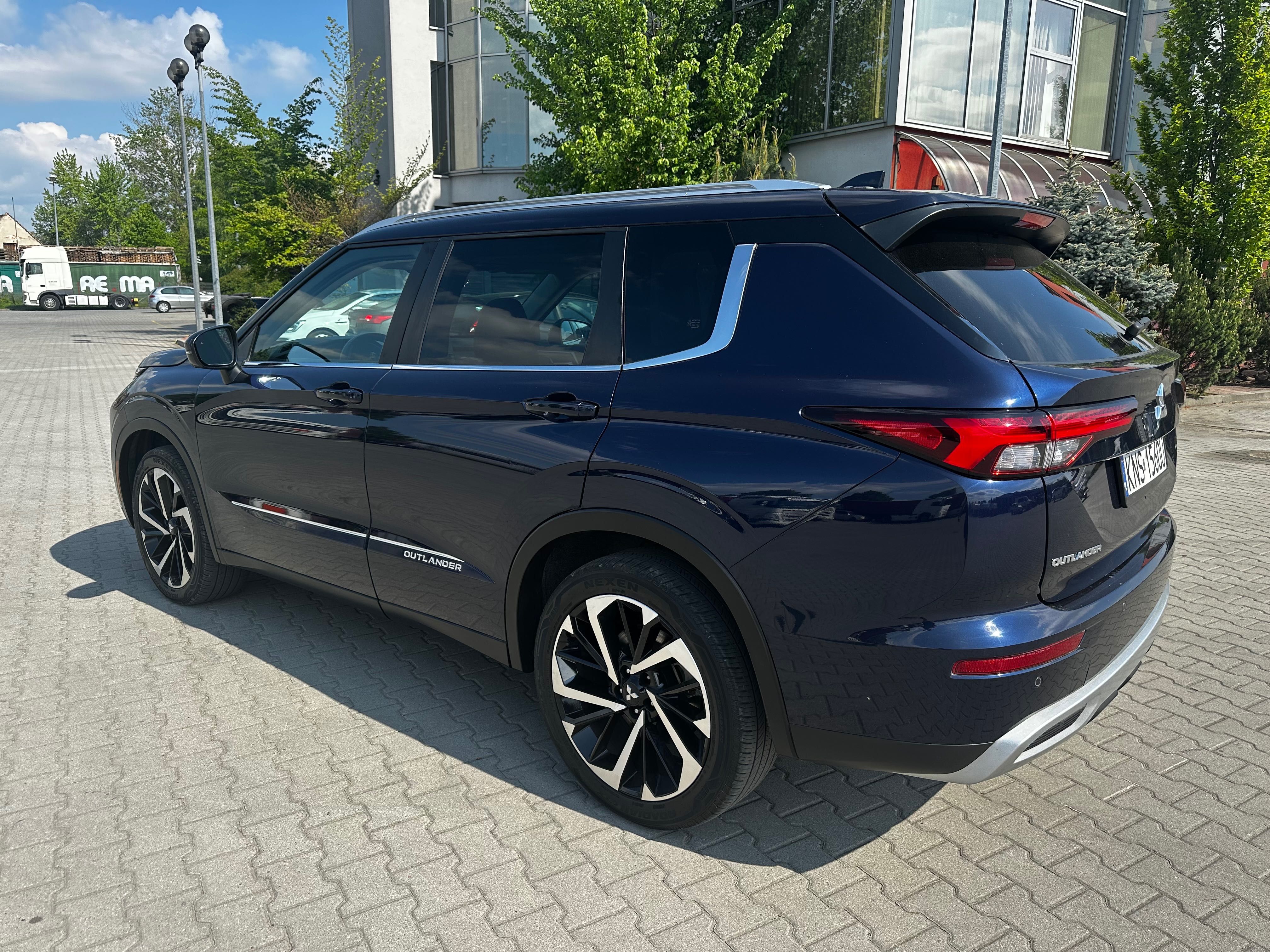 Mitsubishi Outlander IV 4WD S-AWC
