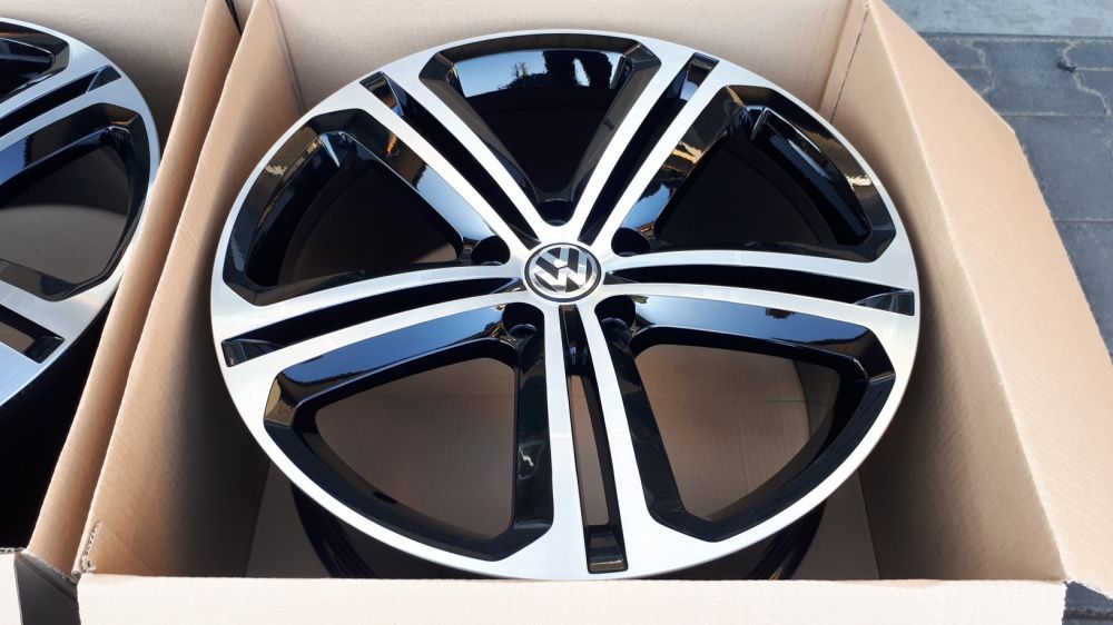 VW Toureg R-Line 21' oryginalne OEM