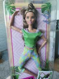 Barbie Lalka Made to Move Zielone ubranko GXF05