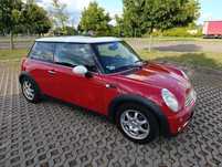 Mini Cooper R50, Salon Polska