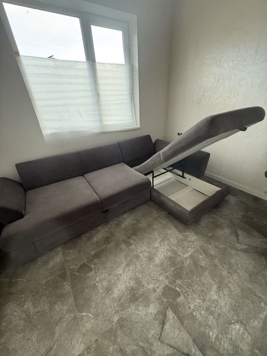 Розкладний кутовий диван