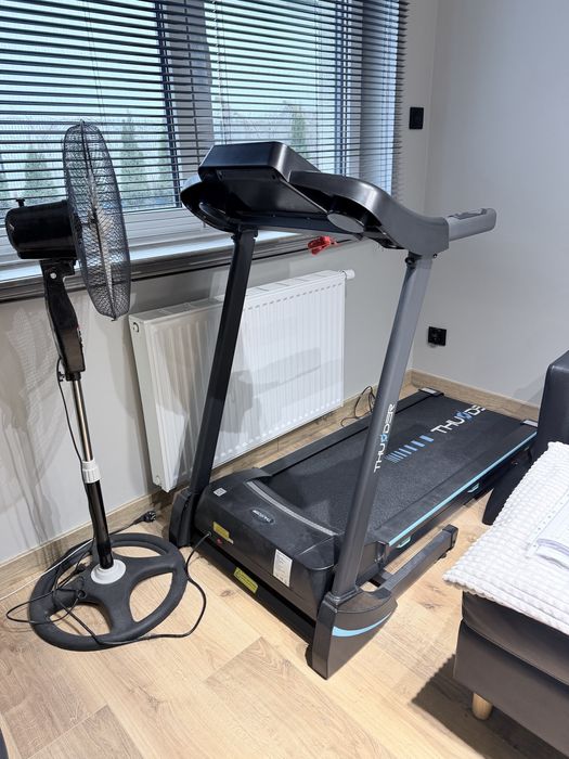 Bieżnia do biegania i chodzenia prawie jak nowa