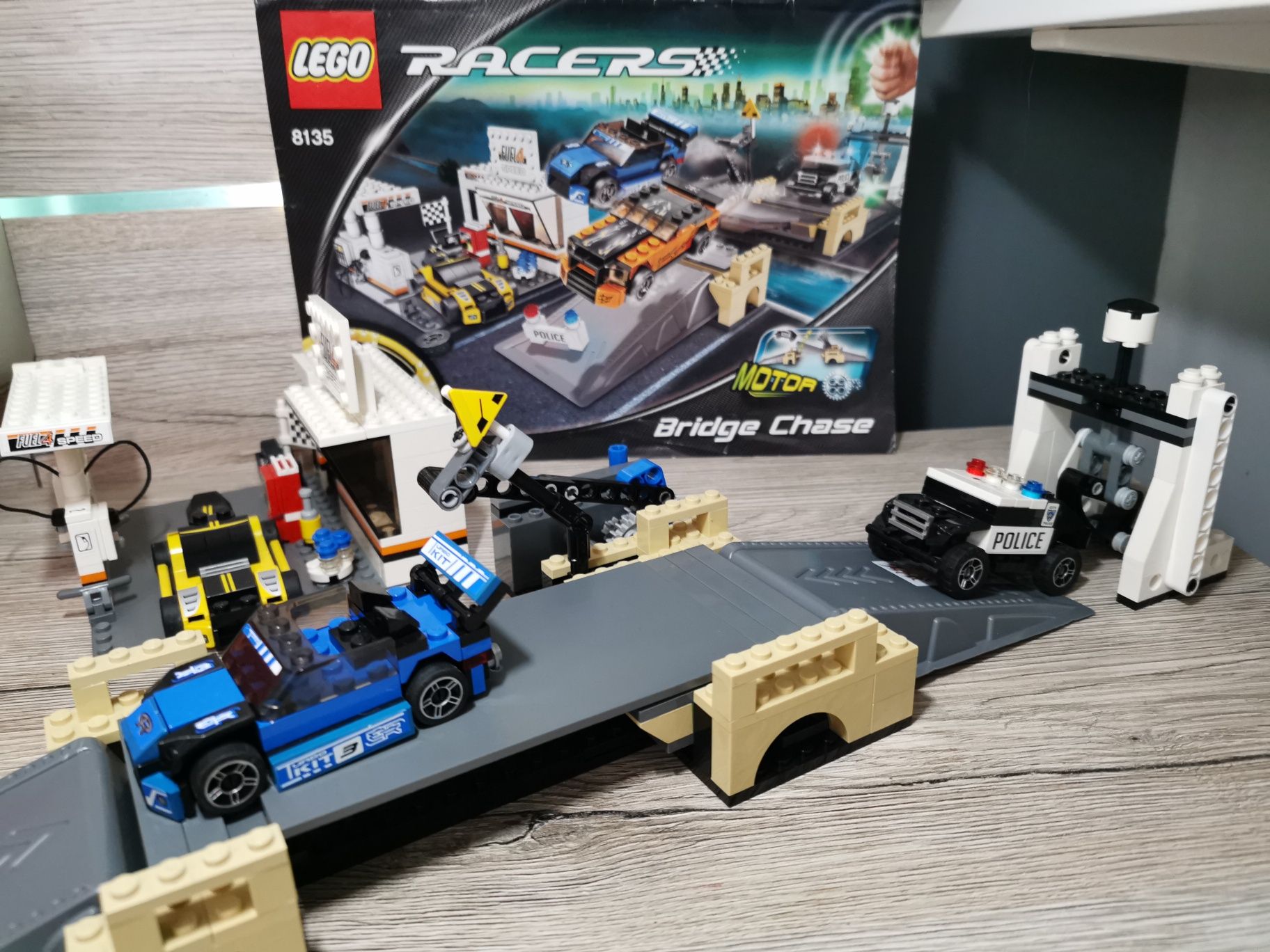 Lego Racers 8135 Pościg na moście kompletny