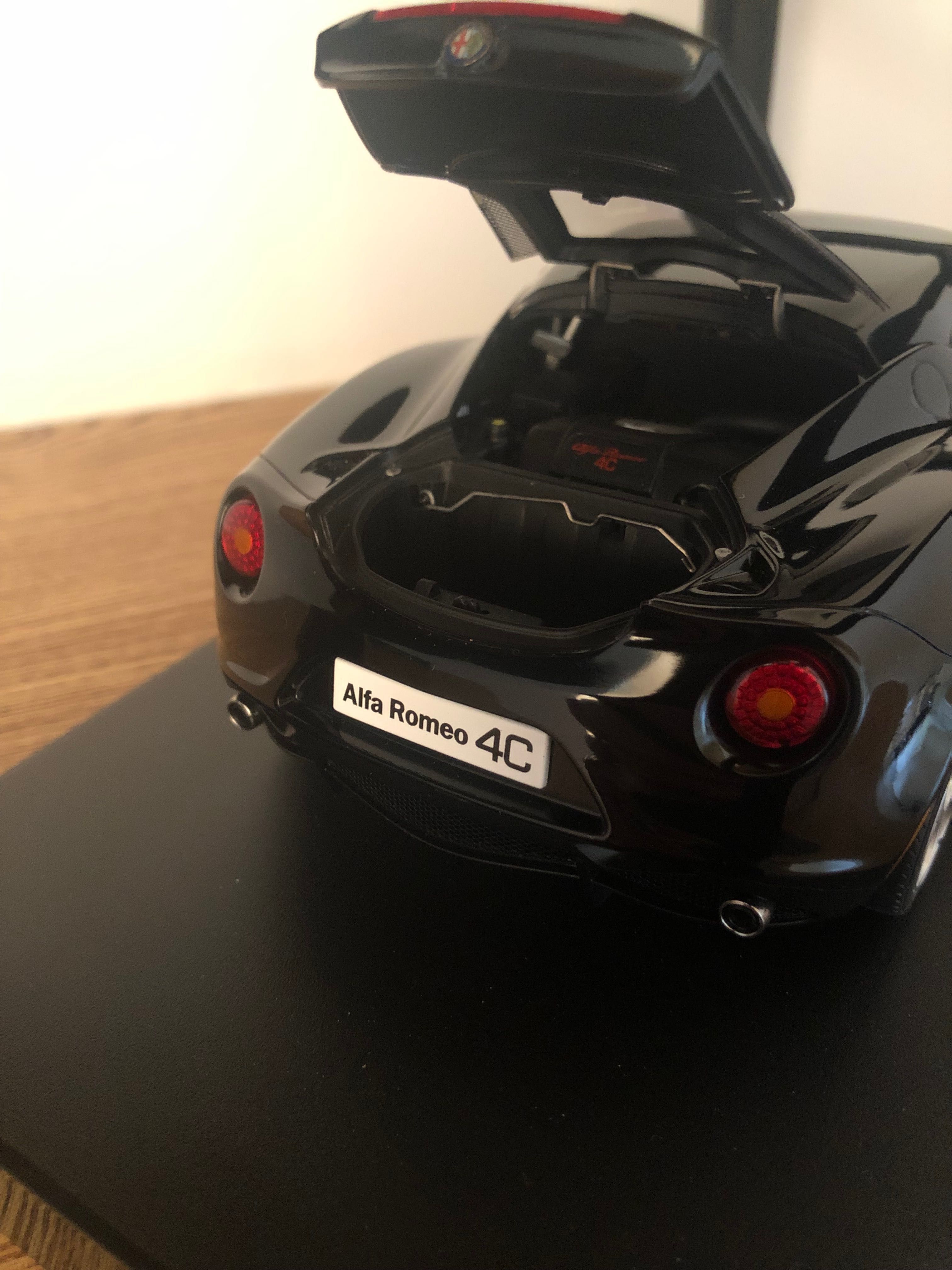 Alfa C4 skala 1/18 Auto Art