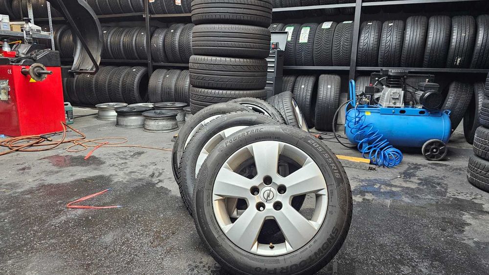 Alufelgi Opel Vectra C 5x110/16 opony zimowe Pirelli 205/55/16-zamiana