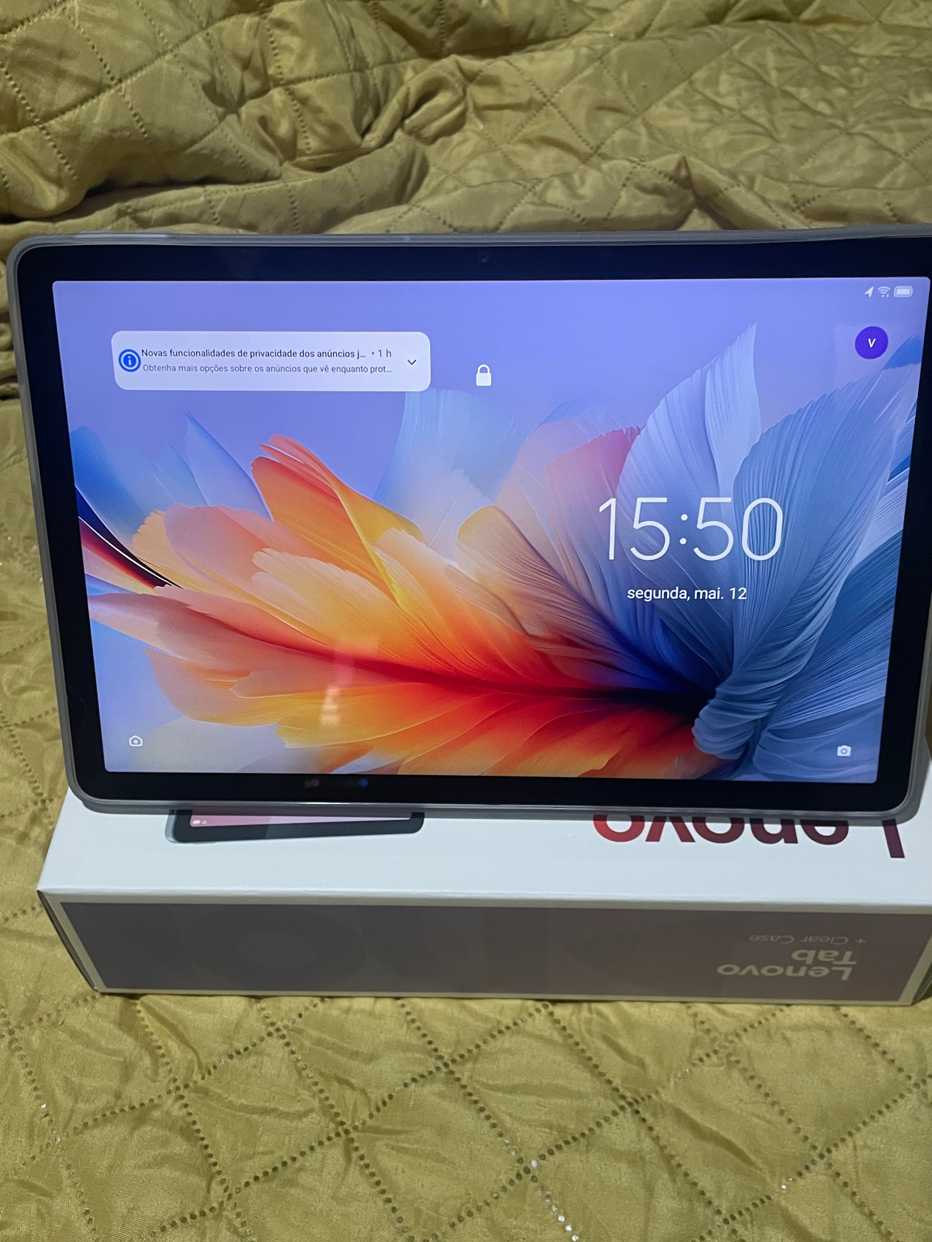 Tablet Lenovo com capa como Novo