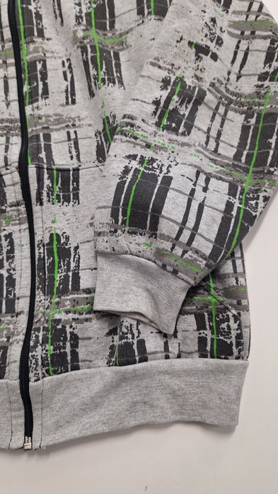 Bluza dla chlopca 158 8zł