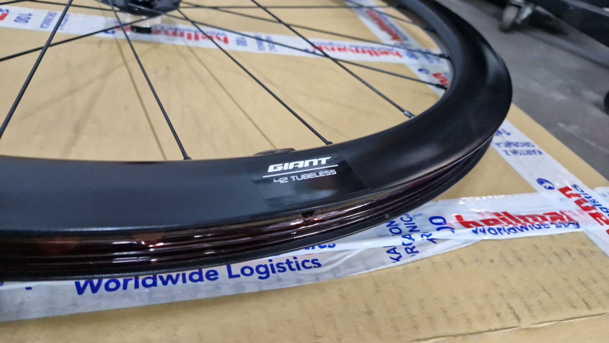 Jak Nowa Kolo 28  700  Felga obrecz Stozek Karbon Giant SLR2 42mm Disc