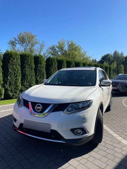 Nissan X-Trail stan bardzo dobry, garażowany