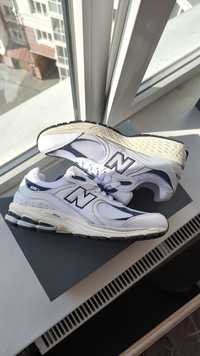 New balance 2002r