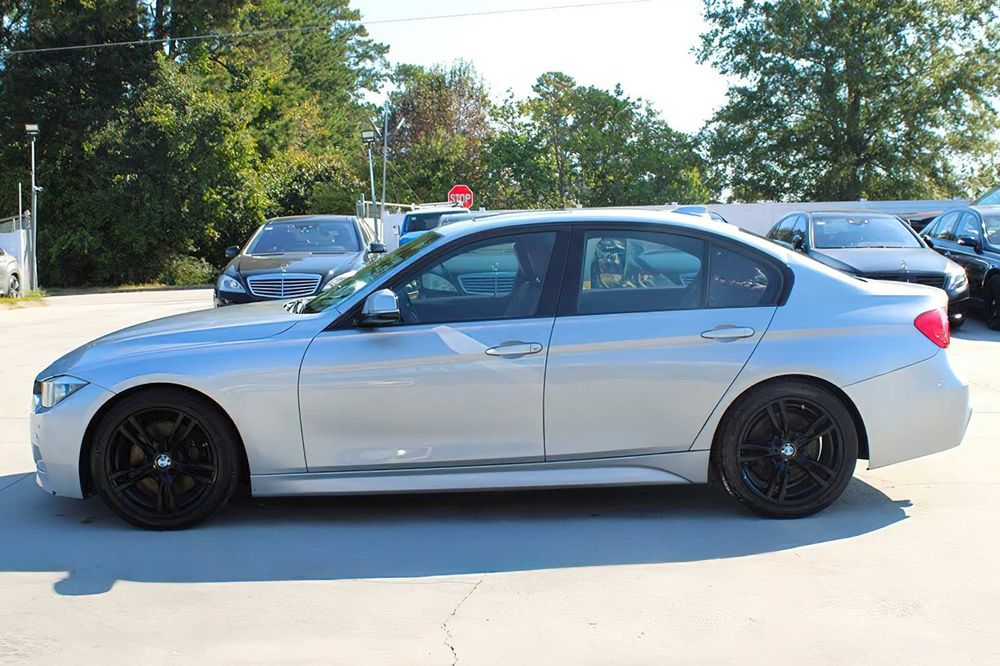 BMW 328i      2015
