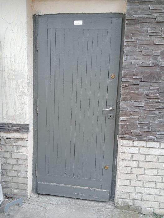 Drzwi zewnętrzne 90