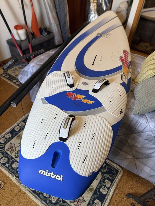 Prancha Windsurf & SUP Paddle