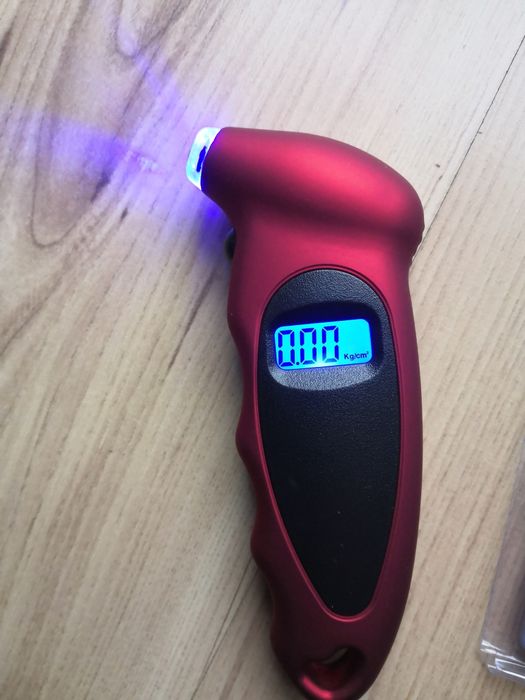 Ciśnieniomierz elektroniczny