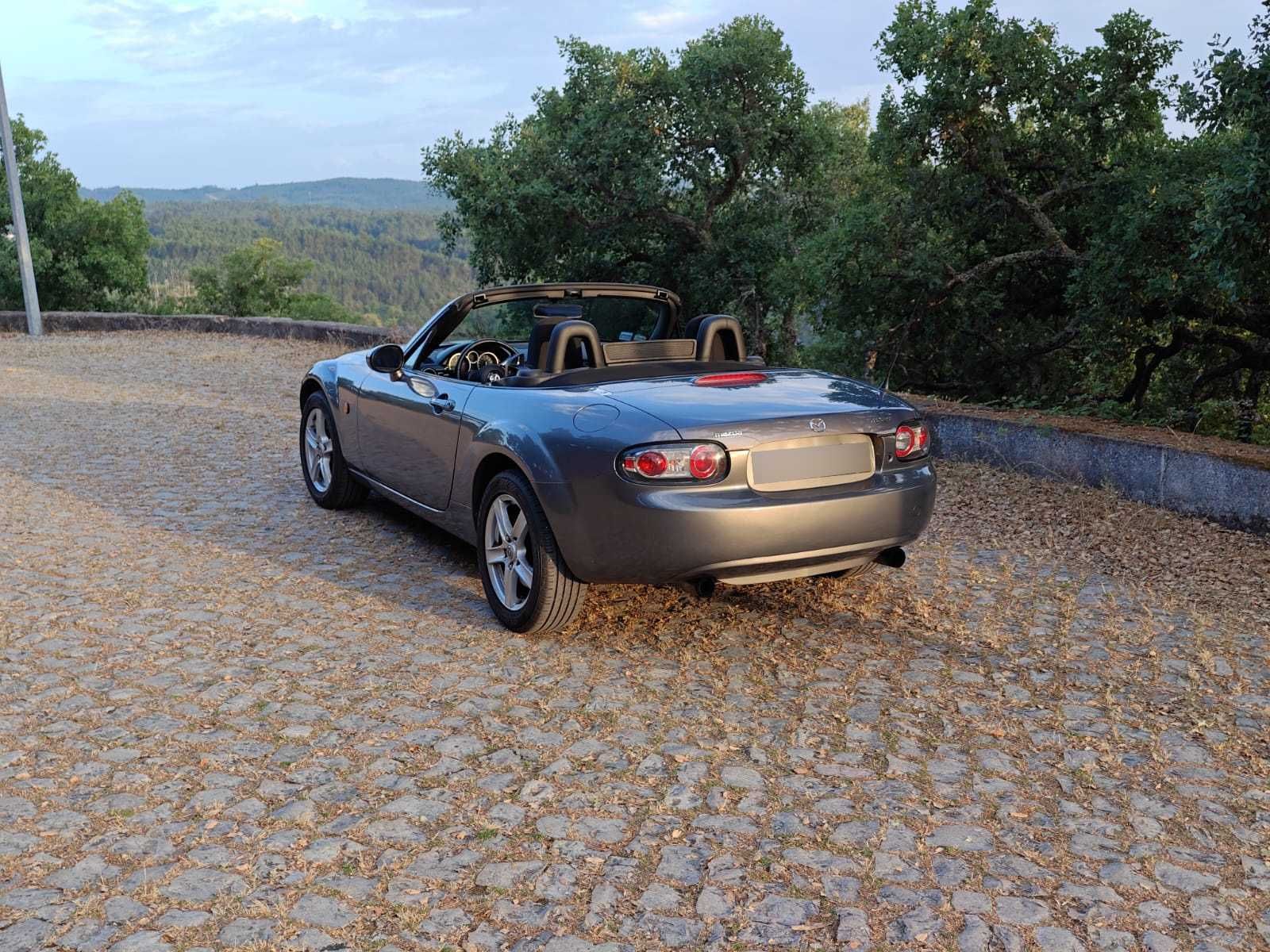 Mazda MX-5 2006 cinzento