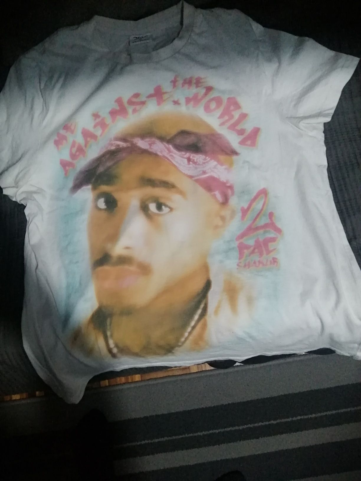 T shirt Tupac "Me Against The World"