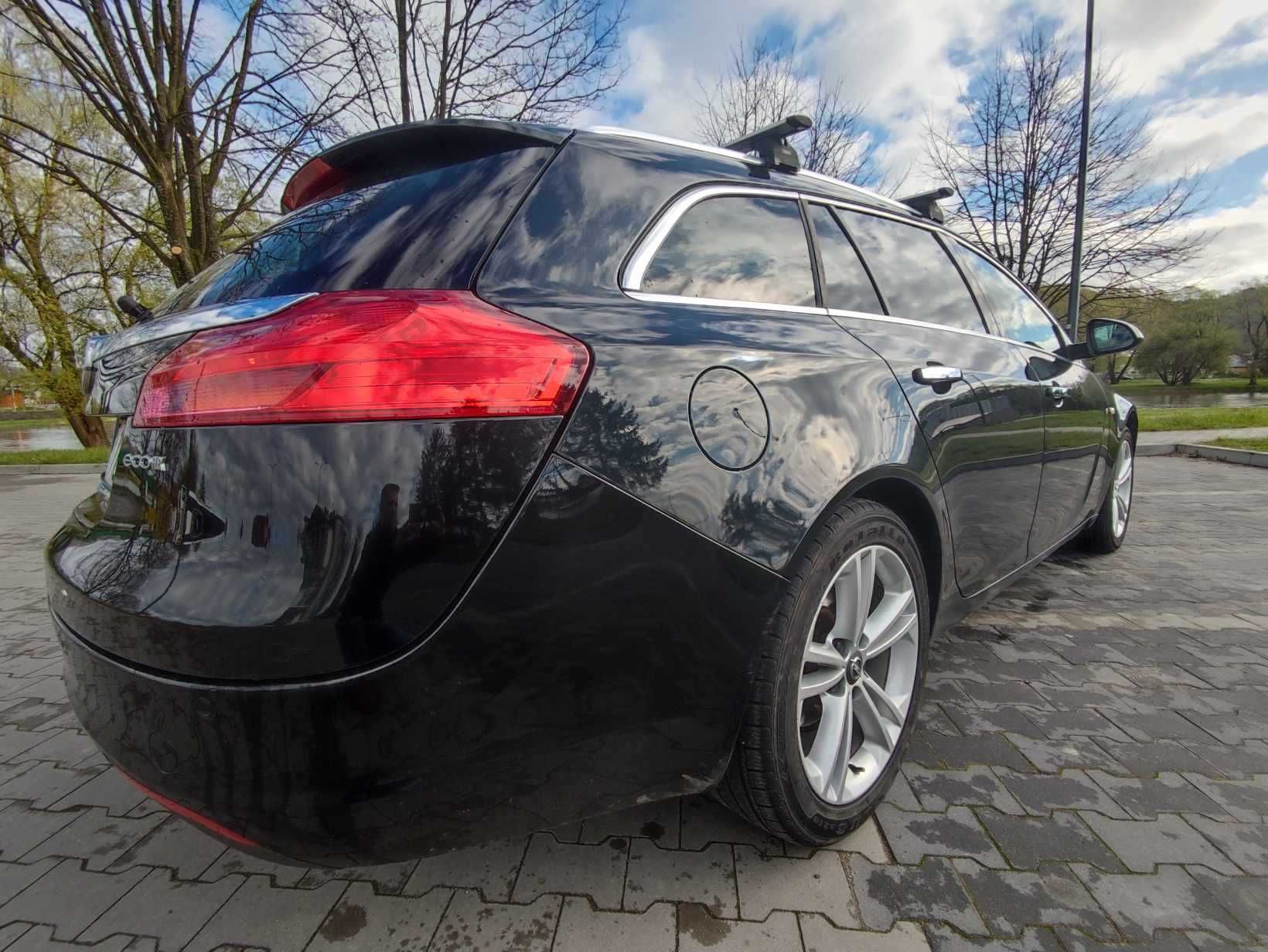 Opel Insignia 2.0 CDTI 131 KM Sports Tourer Cosmo Elite