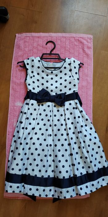 Красивое нарядное Платье