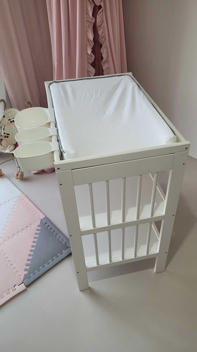 Przewijak guliver ikea, mata i zestaw akcesoriów