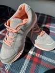 Buty sportowe, damskie Vty, rozmiar 38