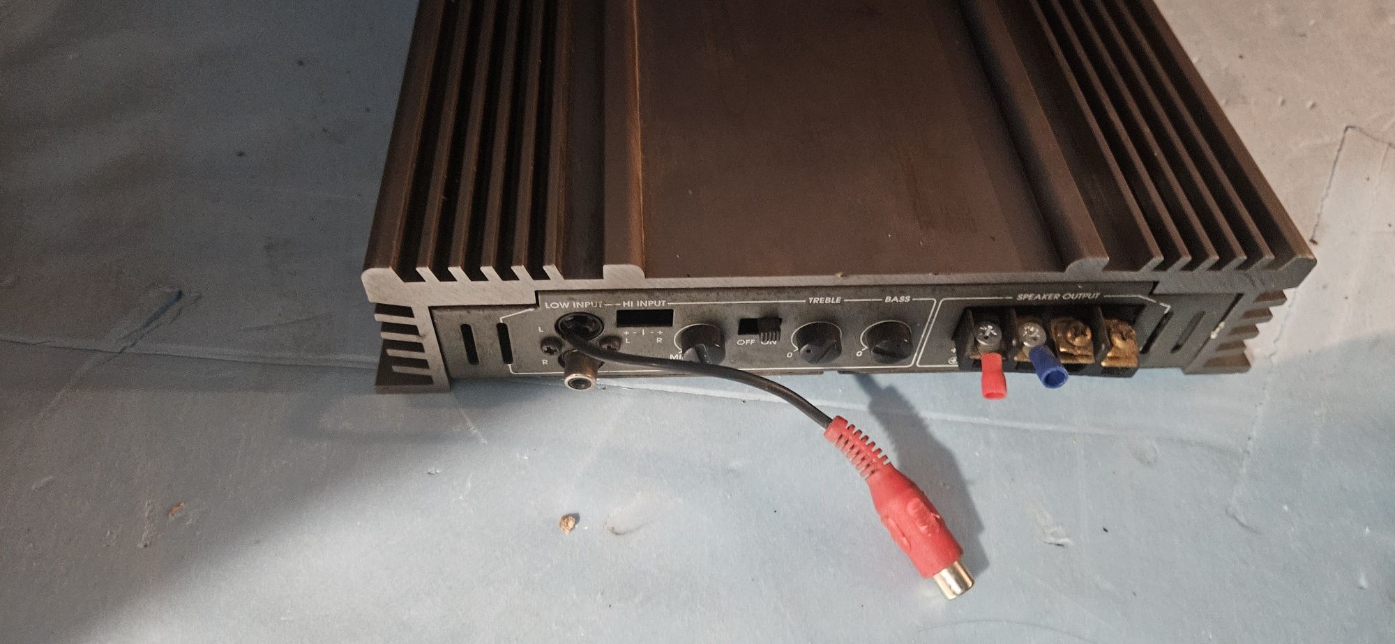 Amplificador Tornado 300w