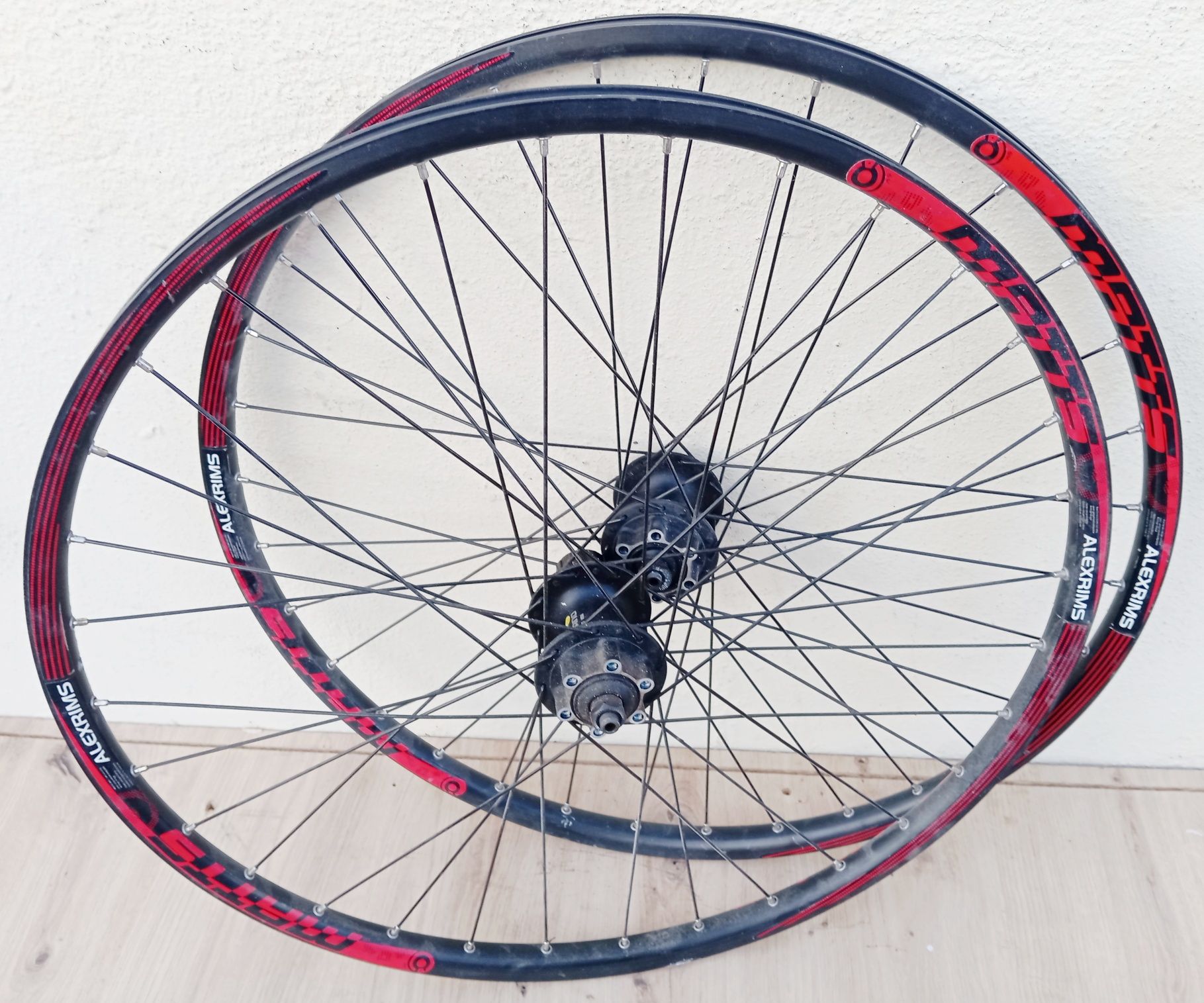 J-bikes Rodas 26 Lefty BTT DT Swiss/Alexrims