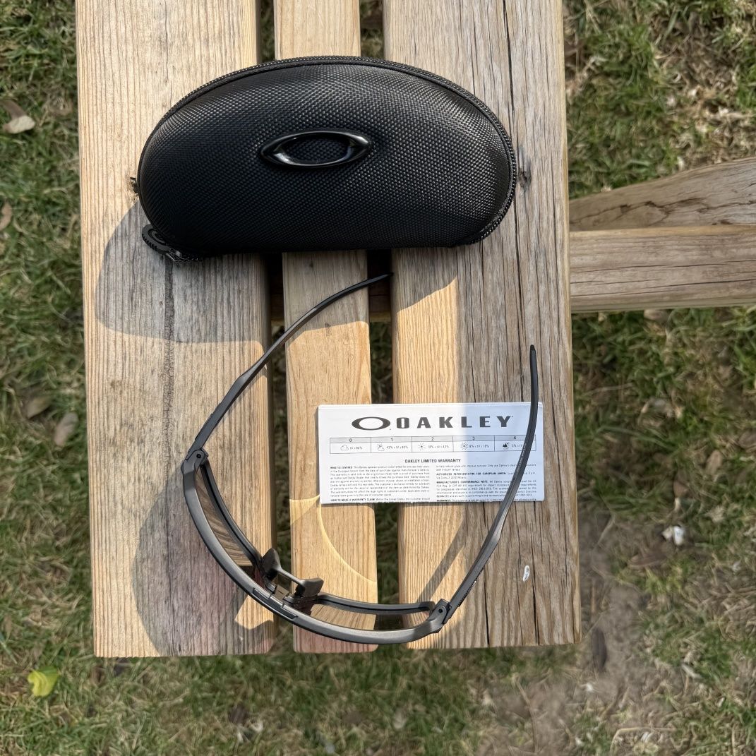 В НАЛИЧИИ | Очки Oakley Sutro
