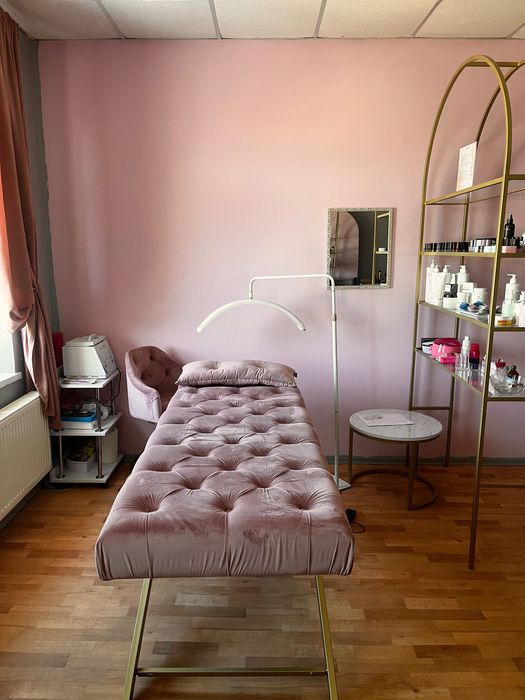 Оренда робочого місця для косметолога, масажиста, лешмейкера.