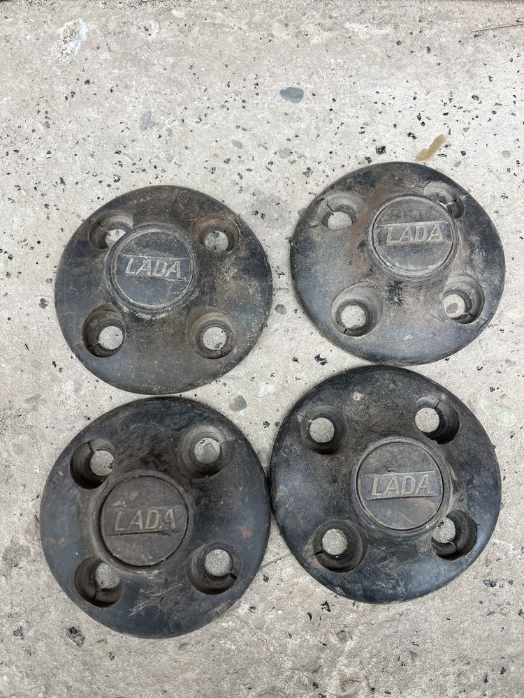 Ковпачки на диски Lada