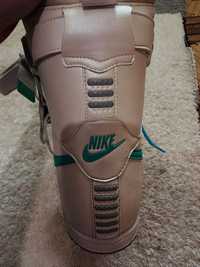Взуття для сноуборду Nike zoom force 1