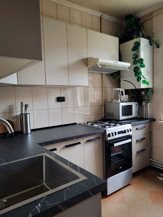 Продам 3-комн.квартиру, центр Левого Берега, Автономное Отопление