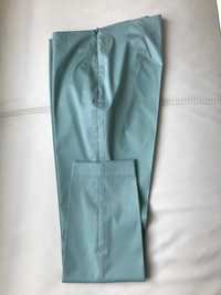 Spodnie damskie fason cygaretka Benetton