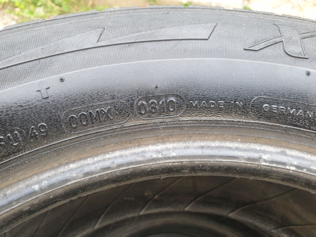 Покришки Michelin X-Ice 215/60/16