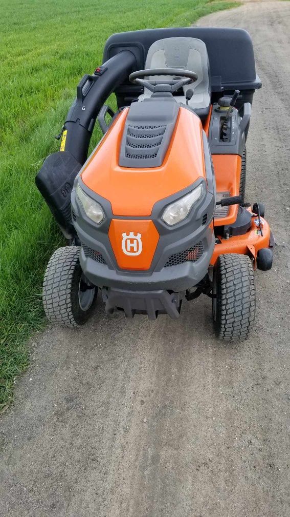 Kosiarka traktorek Husqvarna 24km kawasaki