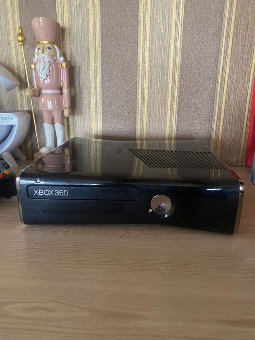 X box 360 ігрова приставка