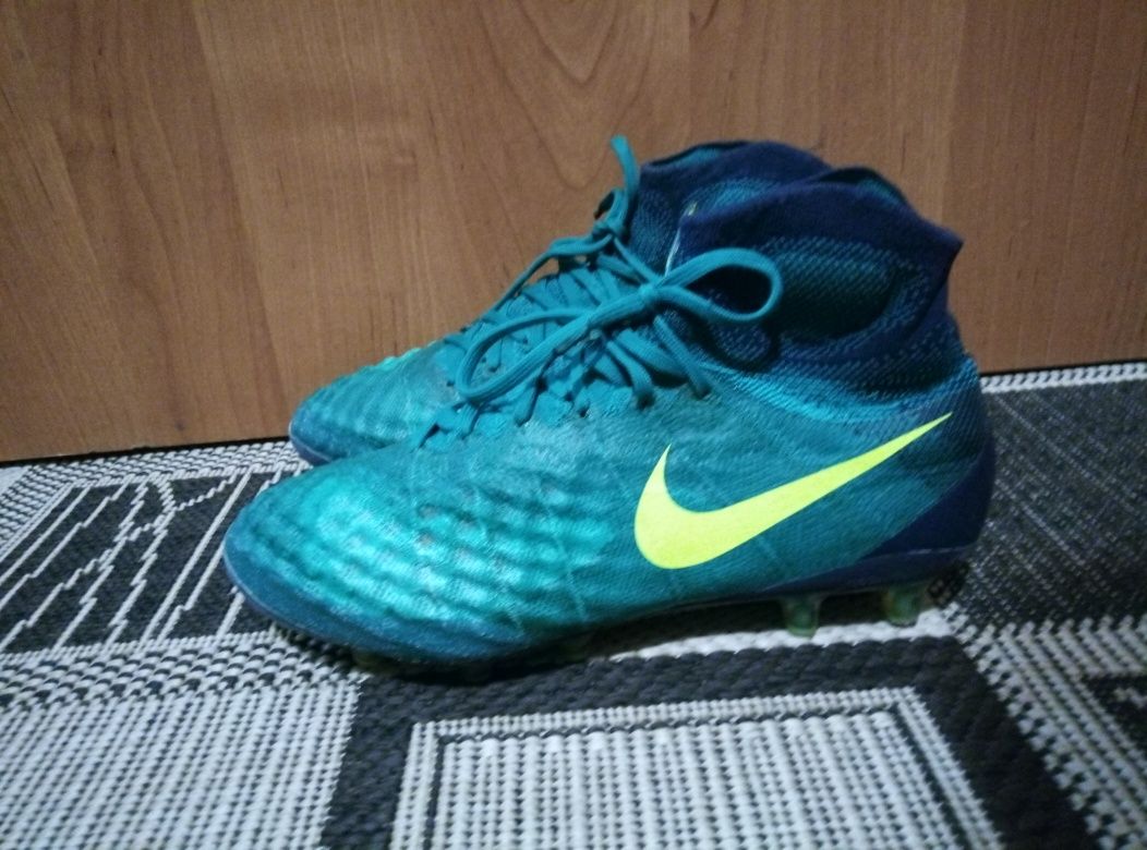 Футбольные бутсы Nike Magista Obra II FG( Оригинал ) 38,5( 24 см )