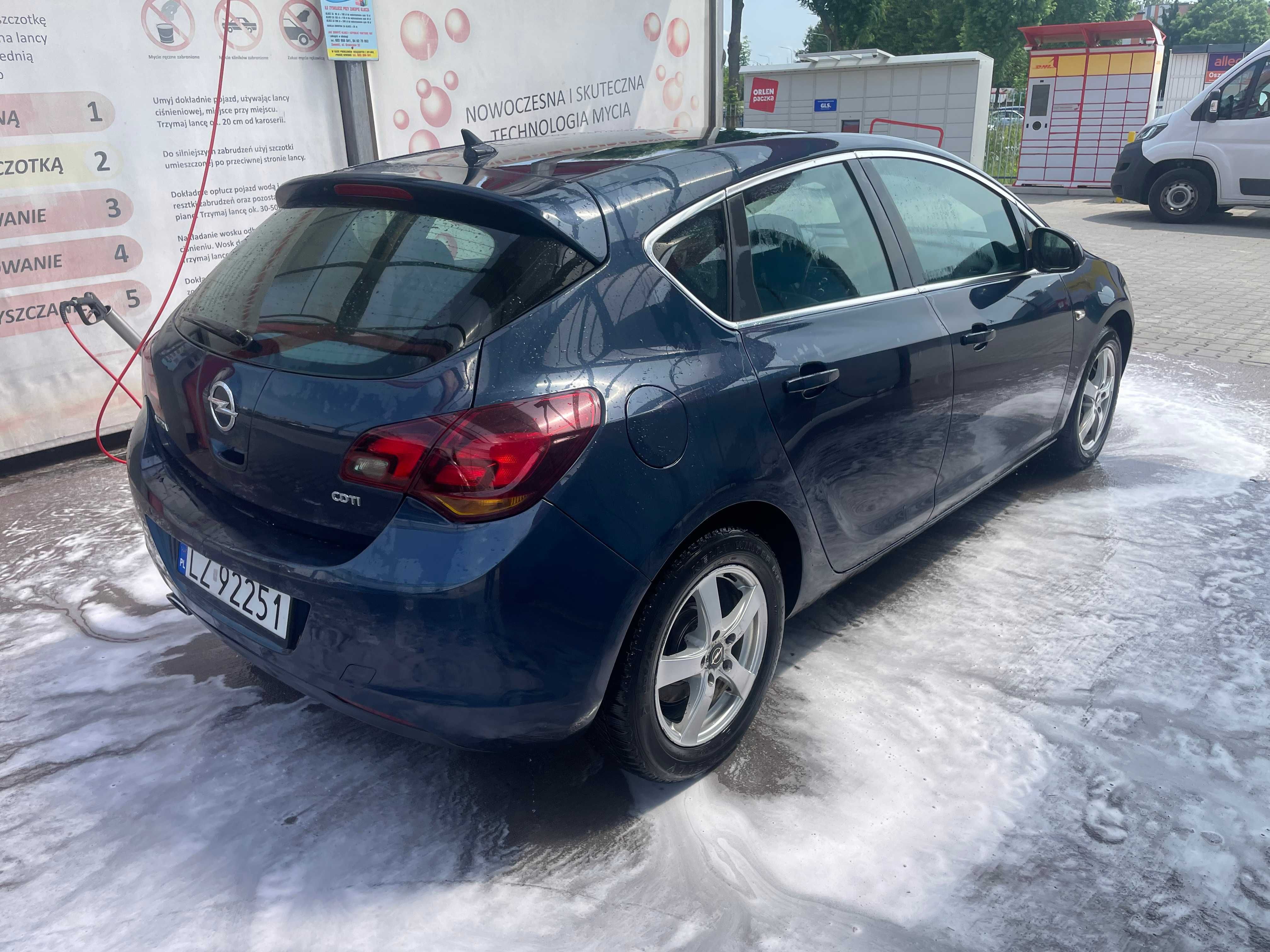 Opela Astra J 2009 Automat, skóra, tryb sport