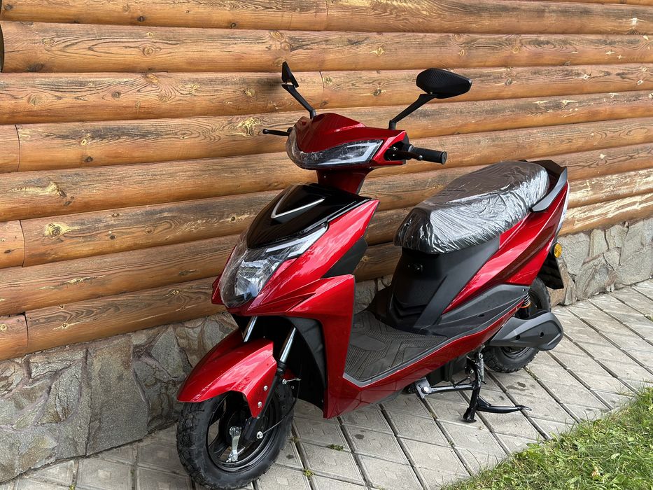 Електроскутер  новий,5 кольорів