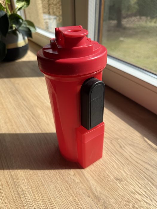 Bidon/shaker na siłownie 700ml
