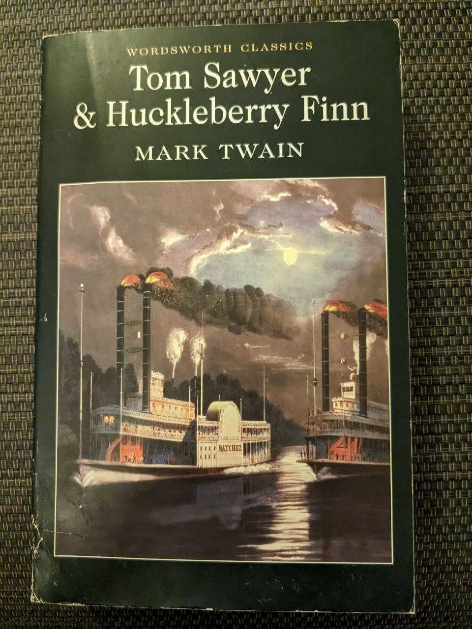 Tom Sawyer & Huckleberry Finn – книга англійською