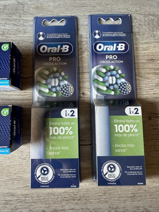 Kit de recargas e pasta de dentes oral B