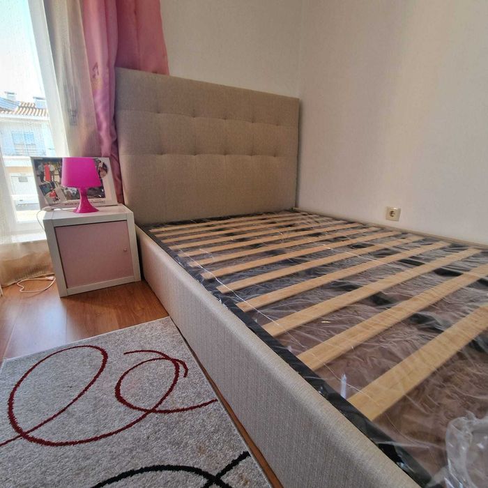 Camas De Casal Estofadas Top de Gama 190x140m Estrado Incluído 199€ !!